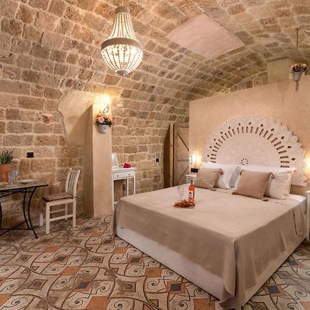 Stone Cave Suite Rhodes City Eksteriør billede